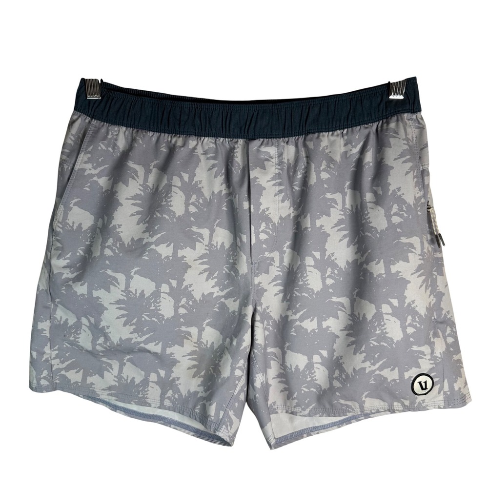 Vuori Cape Shorts Mens Large Grey Palm Tree Active Athletic‎ Travel Tropical